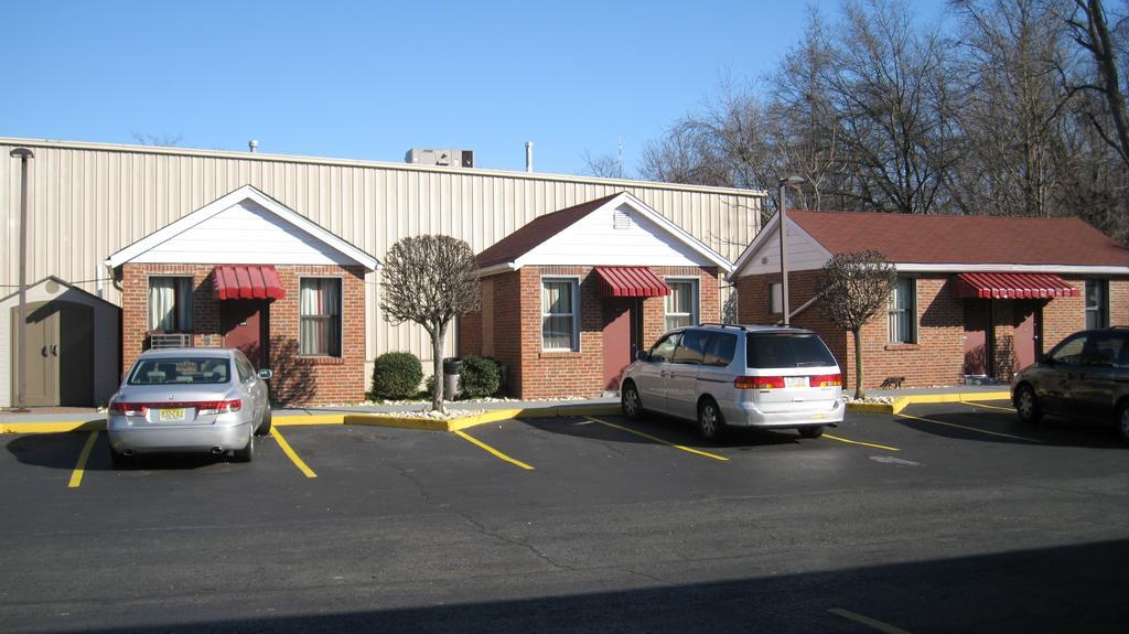 Mounts Motel Lawrenceville Extérieur photo