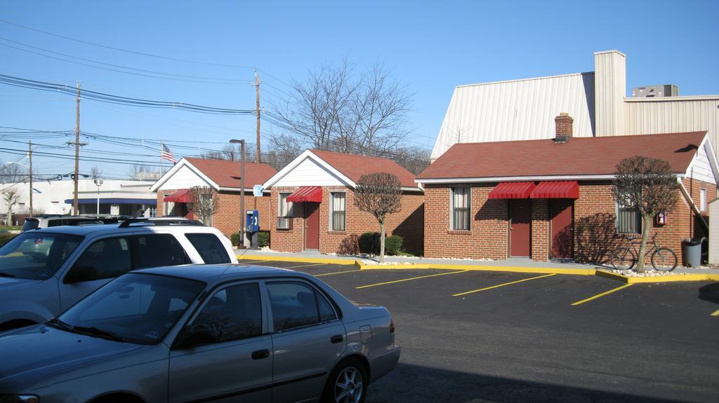 Mounts Motel Lawrenceville Extérieur photo