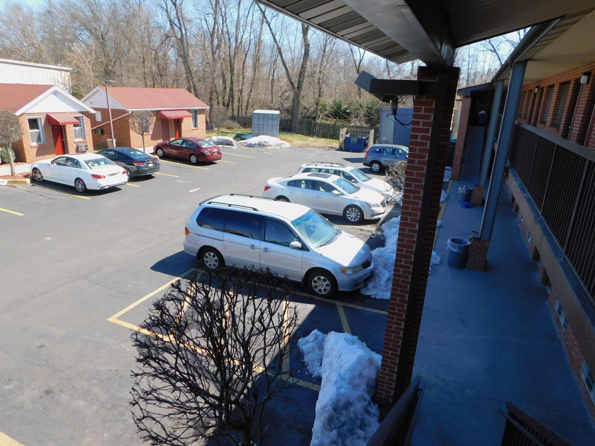 Mounts Motel Lawrenceville Extérieur photo