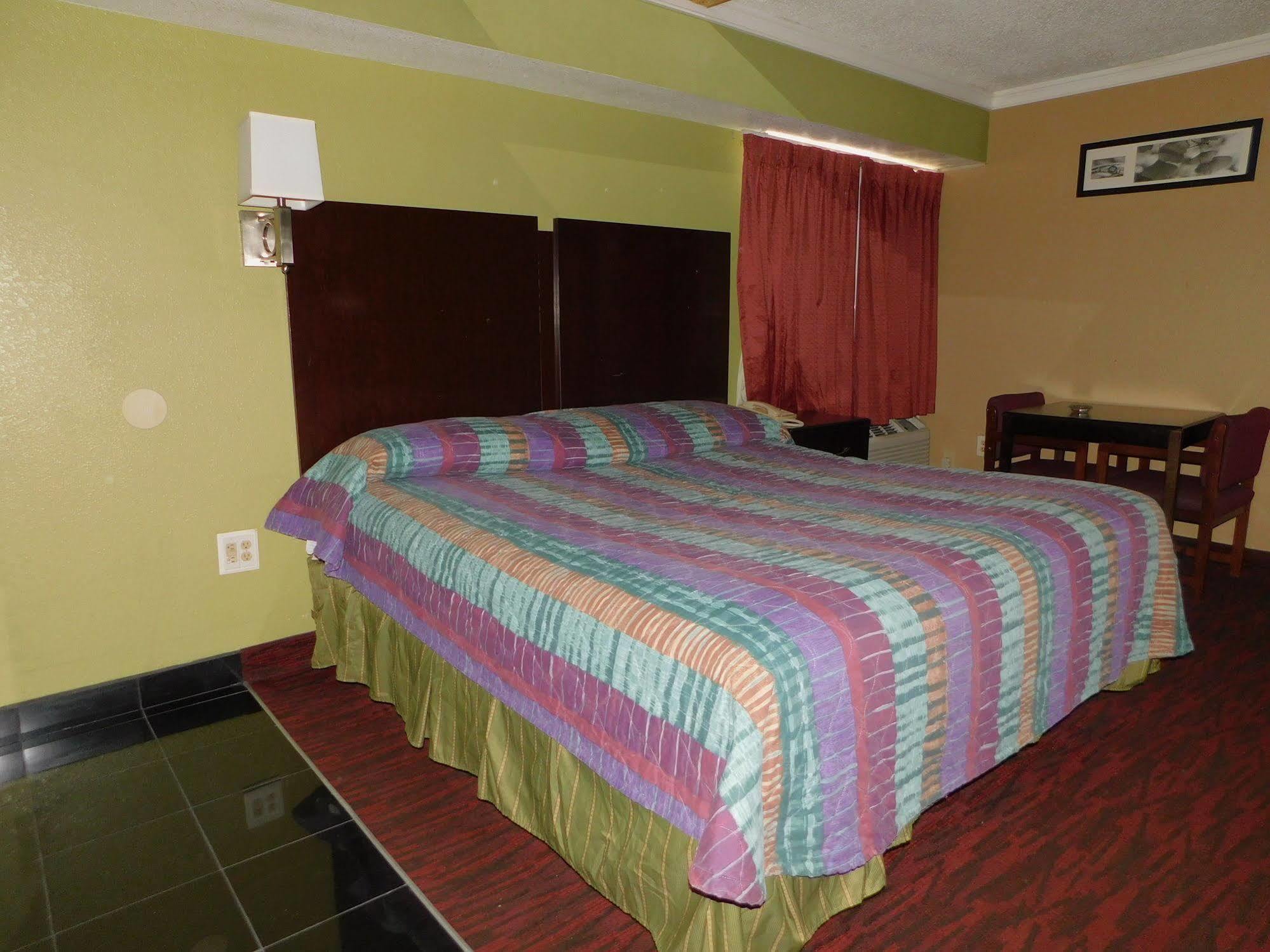 Mounts Motel Lawrenceville Extérieur photo